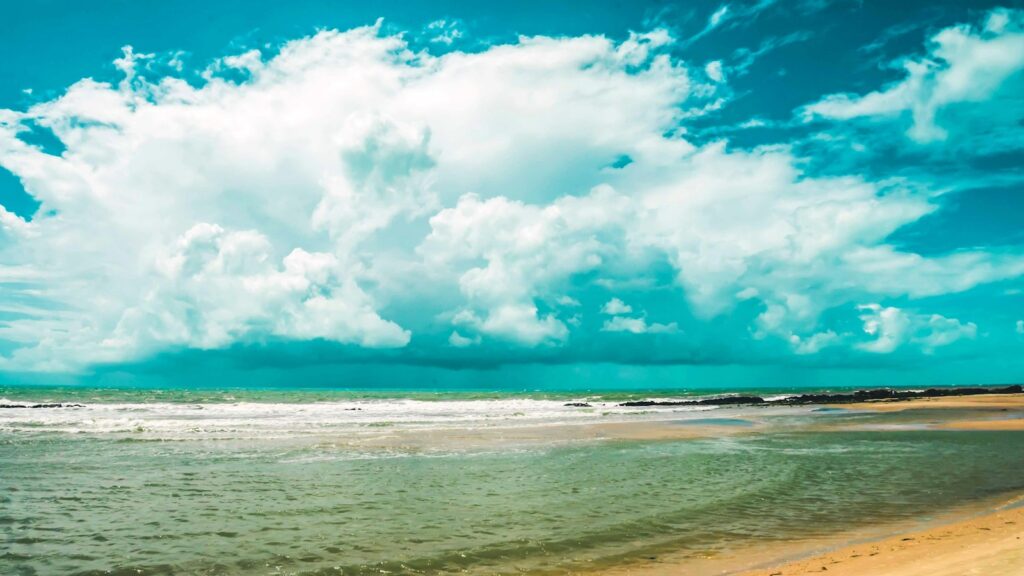 The shoreline at Canoa Quebrada, Aracati, by Neil Turner
