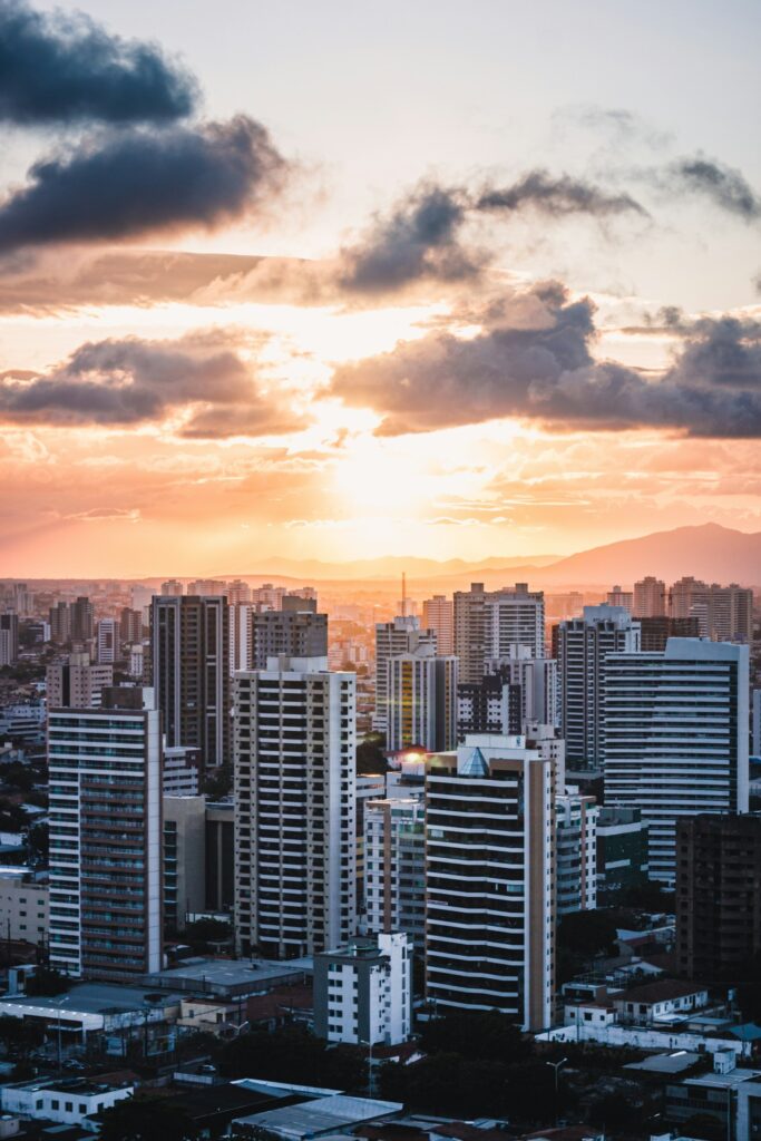 The Fortaleza skyline at sunset, by Alexandre Barbosa