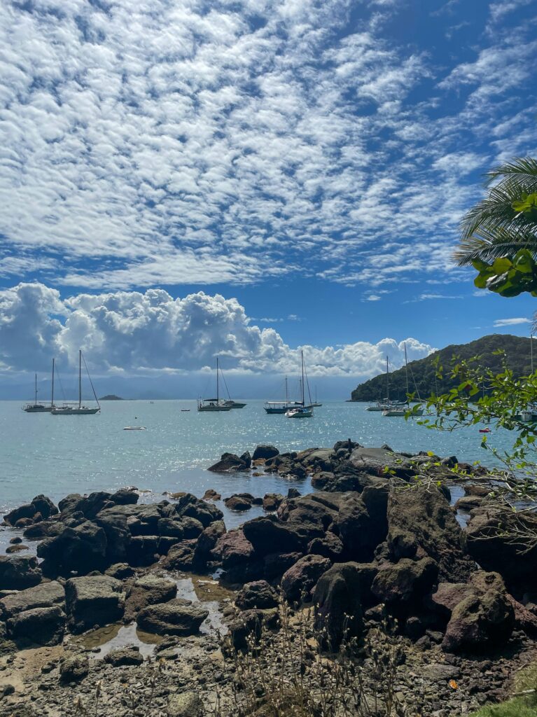 Boats moored off Ilha Grande, by Danielle Moraes