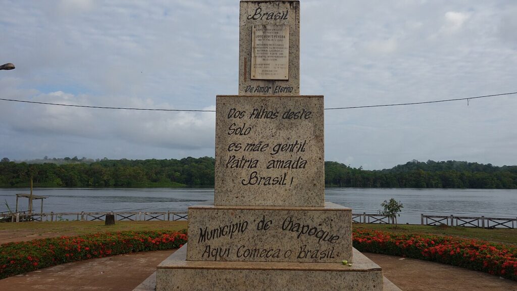 The "Aqui come&ccedil;a o Brasil" monument on the riverfront of Oiapoque, Amap&aacute;
