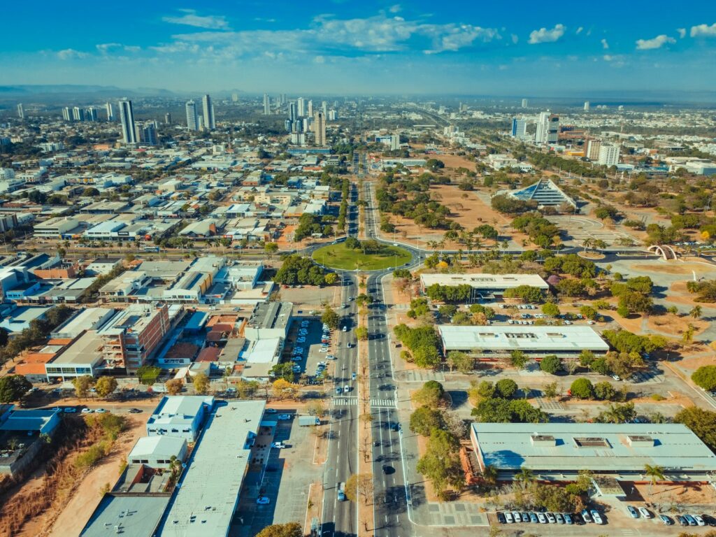 Aerial view of Palmas and its lakefront, Tocantins, by Anderson Mathias