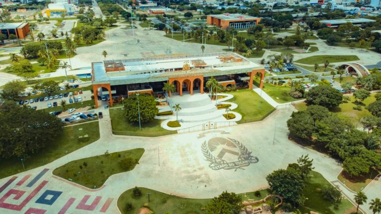 Aerial view of the Praça dos Girassóis in Palmas, by Anderson Mathias