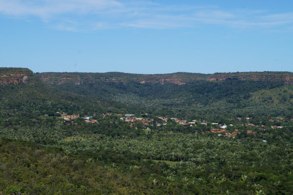 The village of Taquaru&ccedil;u among green hills, Palmas, by Gleive Marcio Rodrigues de Souza